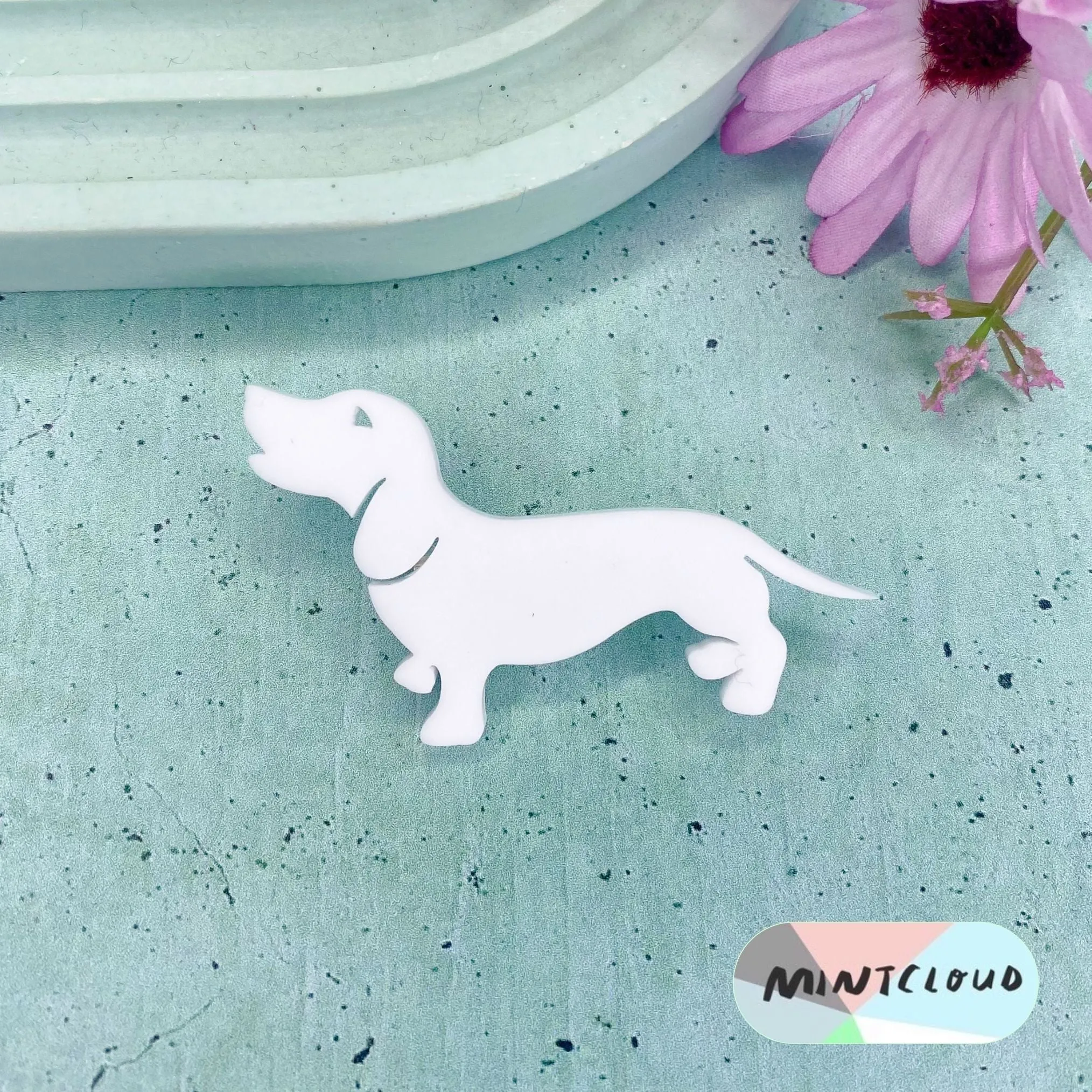 Mintcloud Brooch - Dachshund