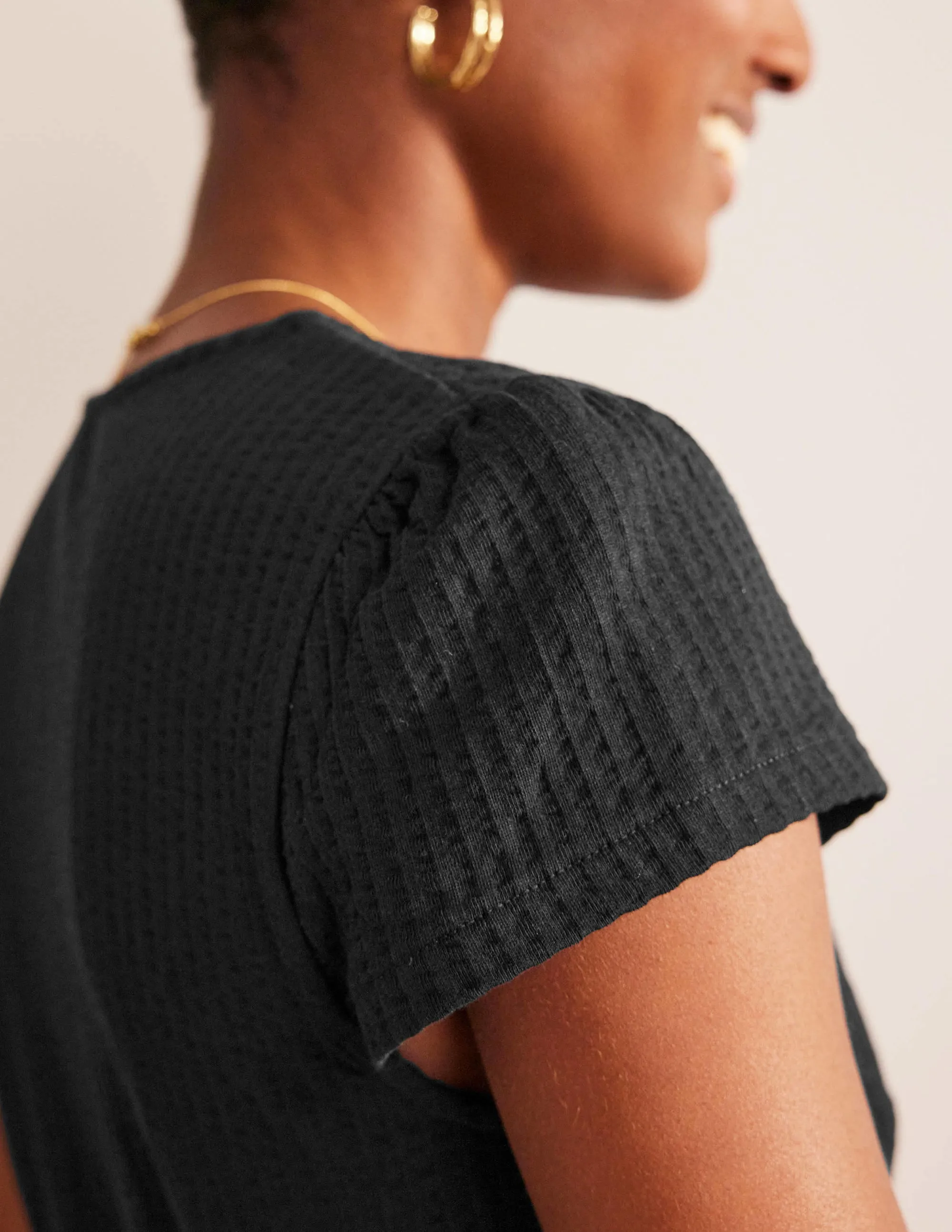 Seersucker Jersey Tea Dress-Black