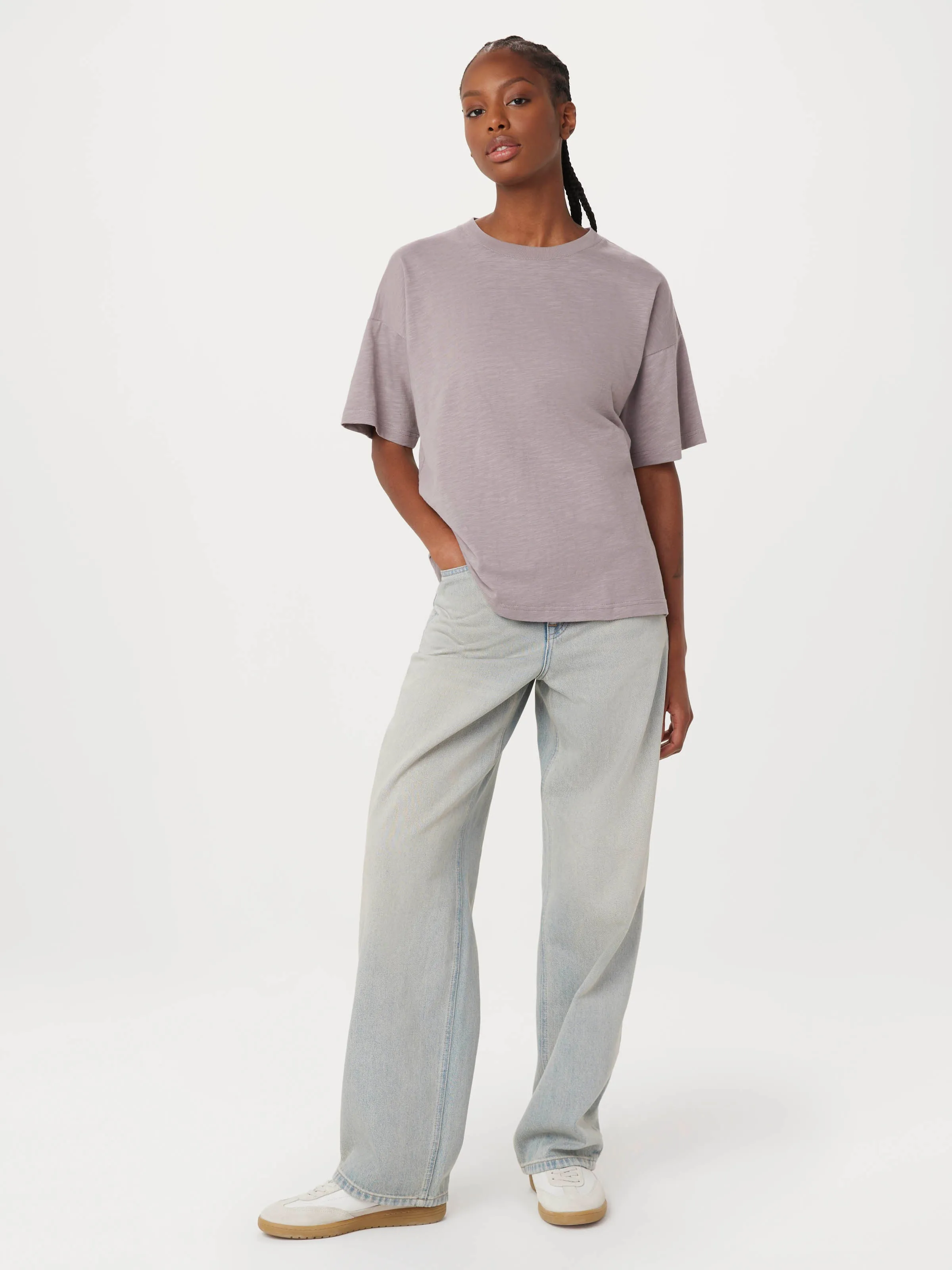 The Drop Shoulder Loose T-Shirt in Earl Grey